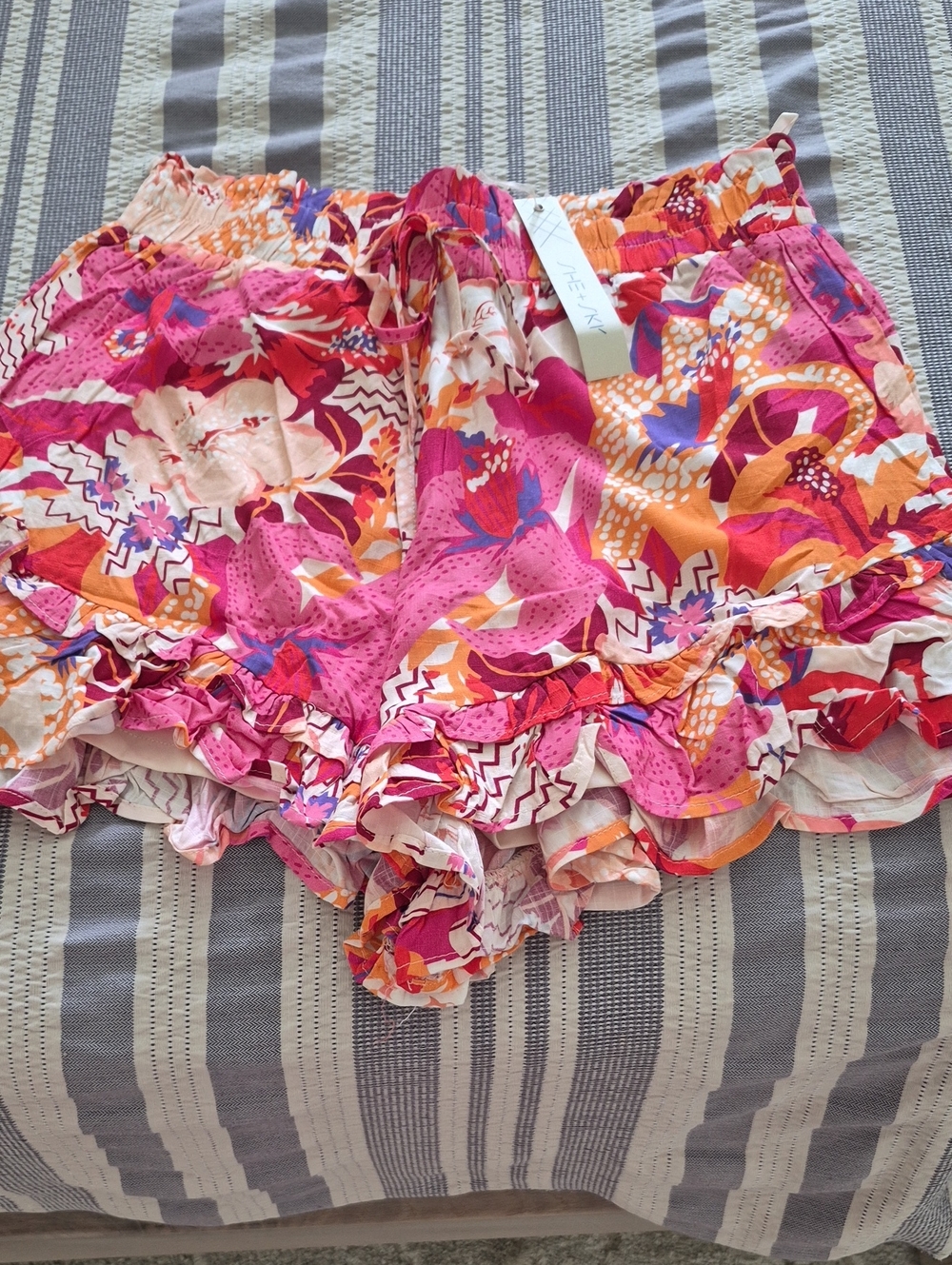 She + Sky Floral Pink Orange Ruffle Skort